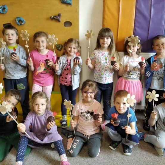 Slavíme maminek svátek u Broučků