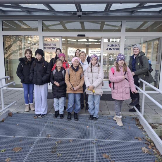 Zpívání ve VFN v Praze a Domově seniorů v Příbrami